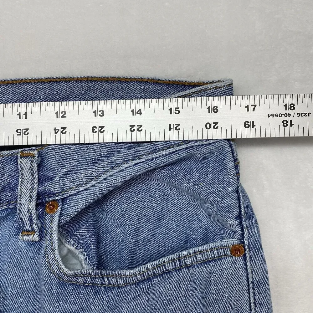 Levi's 505 Jeans Mens W34 L30 light Denim Classic Straight Leg Casual Pants flaw